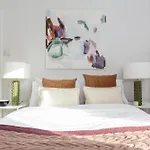 Newly Renovated Large 4-5 Bedroom House