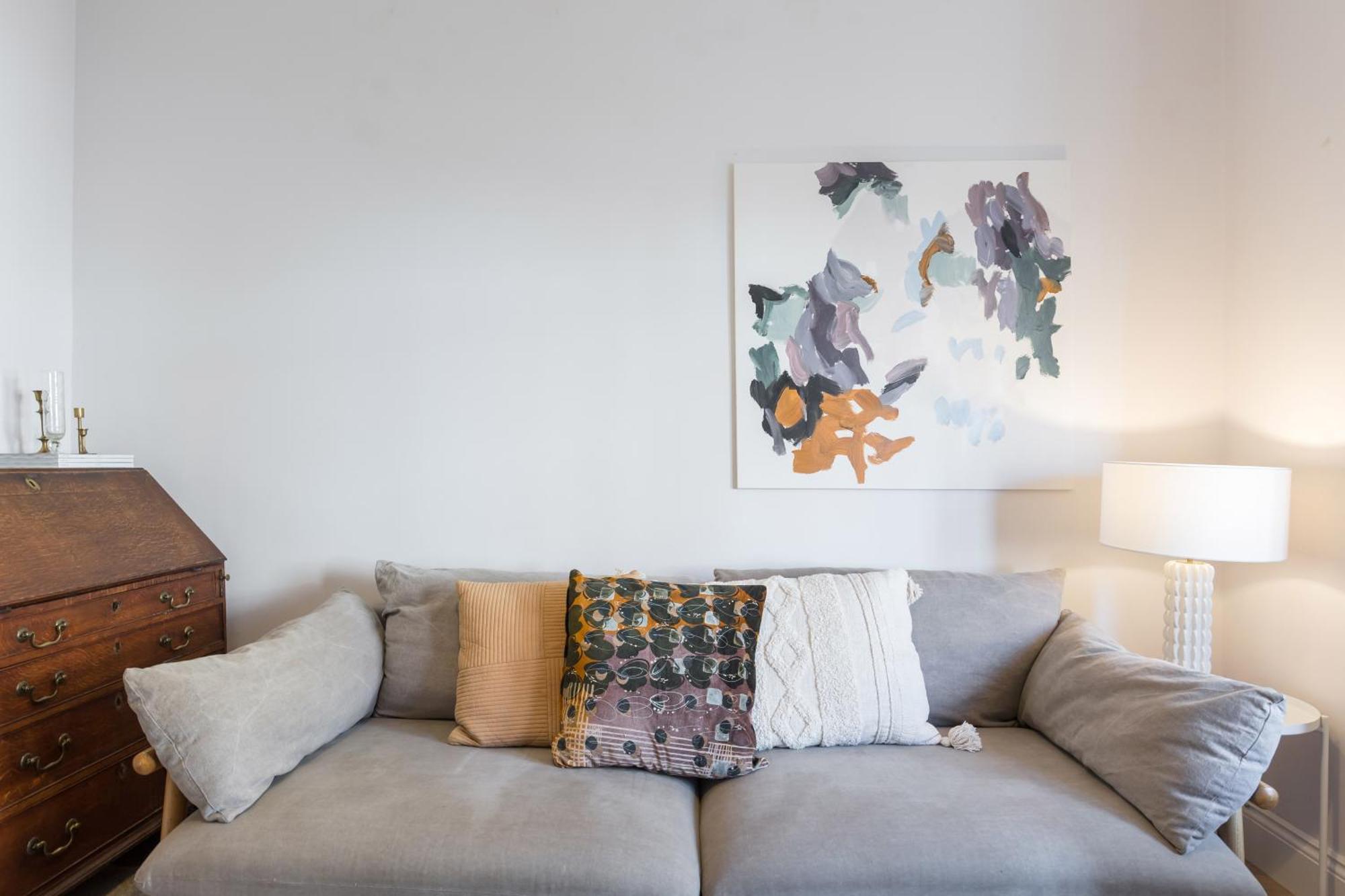 Newly Renovated Large 4-5 Bedroom House Casa vacanze